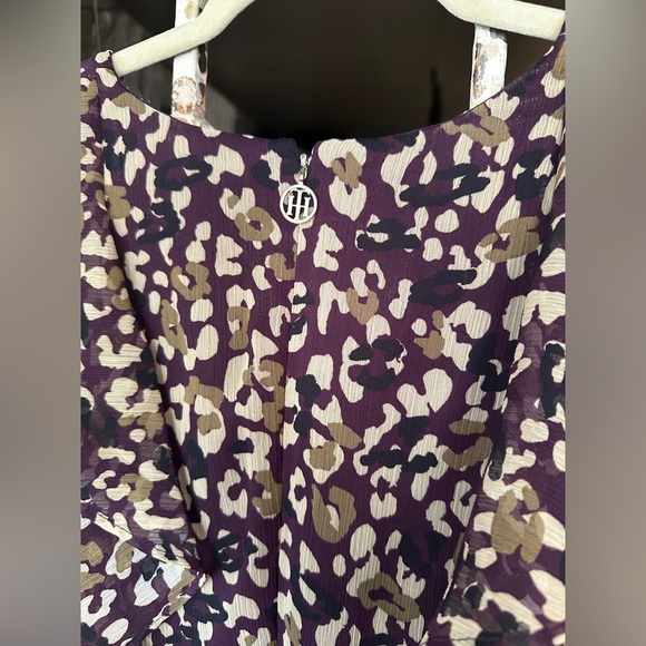 Tommy Hilfiger Women's Flutter-Sleeve Animal-Print V Neck Leopard Dress - Picture 6 of 6